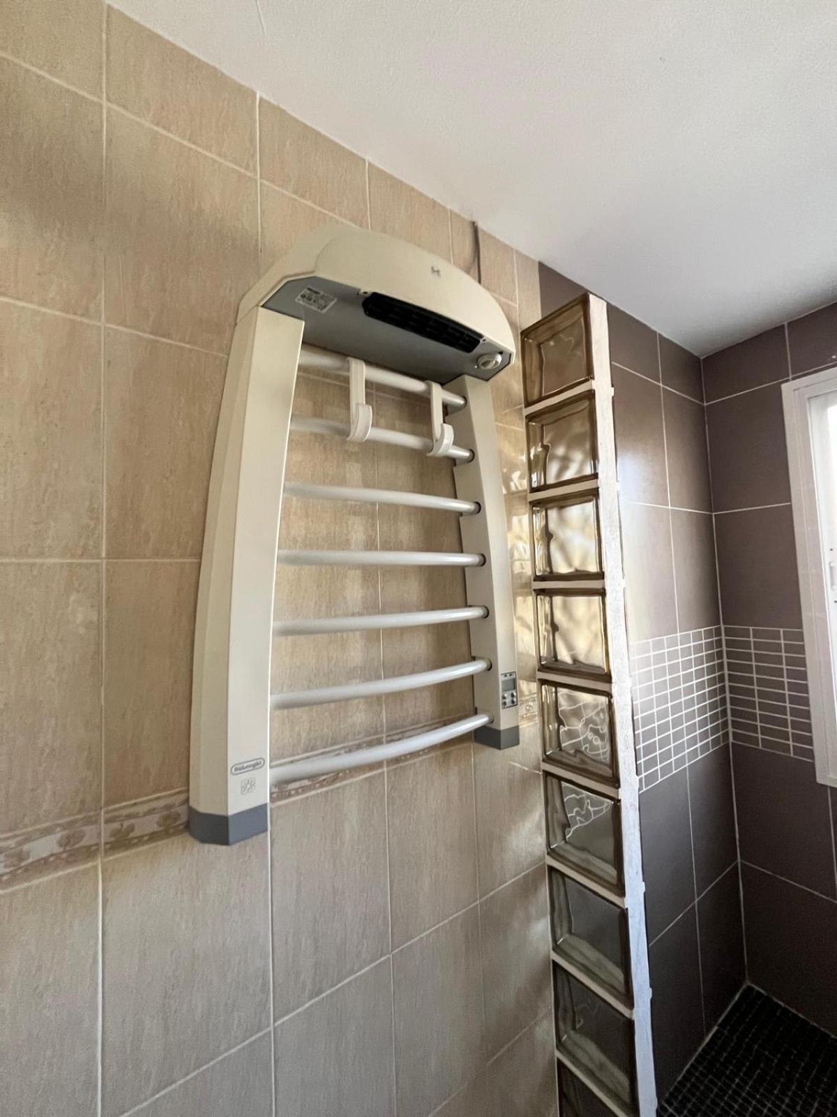 Malaga Prime Location - Stylish Apartment With Free Wifi, Free Parking, Steps From The Historic Center מראה חיצוני תמונה