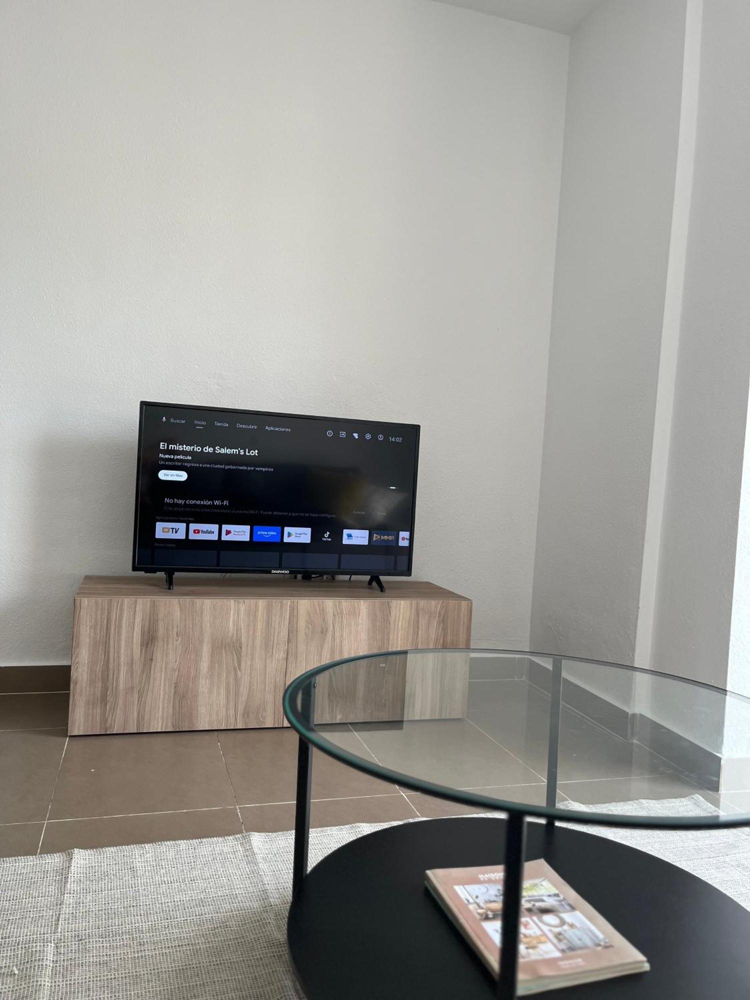 Malaga Prime Location - Stylish Apartment With Free Wifi, Free Parking, Steps From The Historic Center מראה חיצוני תמונה